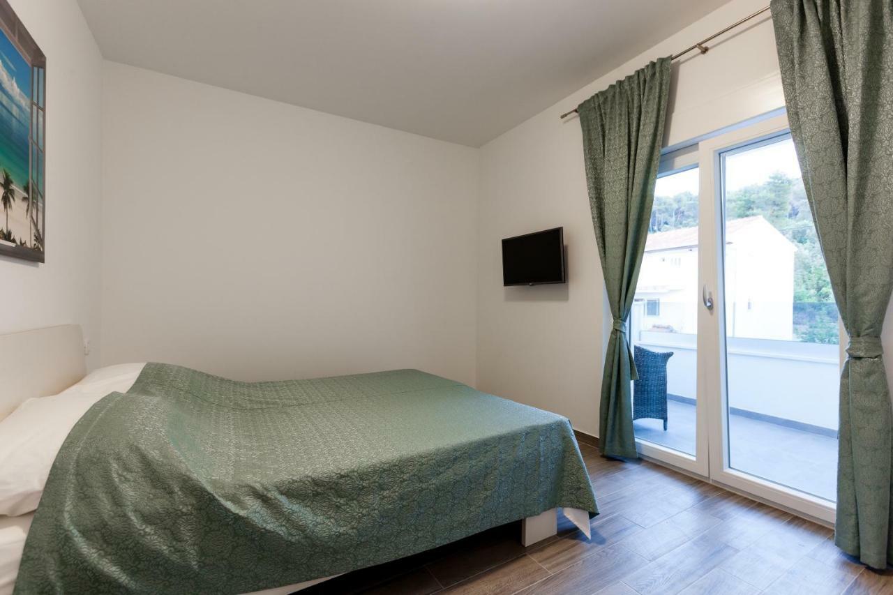 טרוגיר Luxury Villa Aria, Apartment מראה חיצוני תמונה